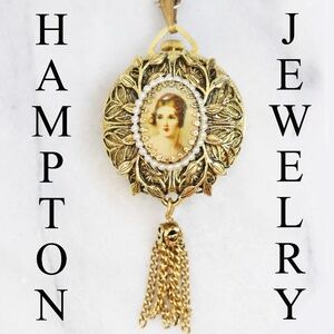 Lucerne Vintage Cameo Timepiece and Watch in One